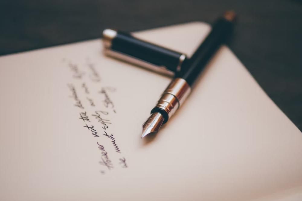 15 Puisi Peringatan 10 November yang Menggugah Hatiku