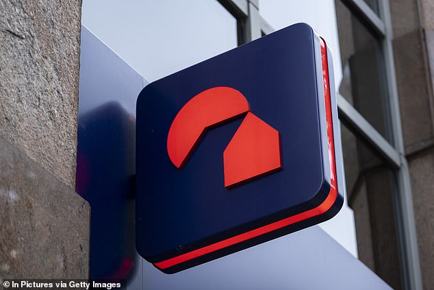 Top Current Account to Switch To Across Malaysia with Cash Rewards and Fairer Share