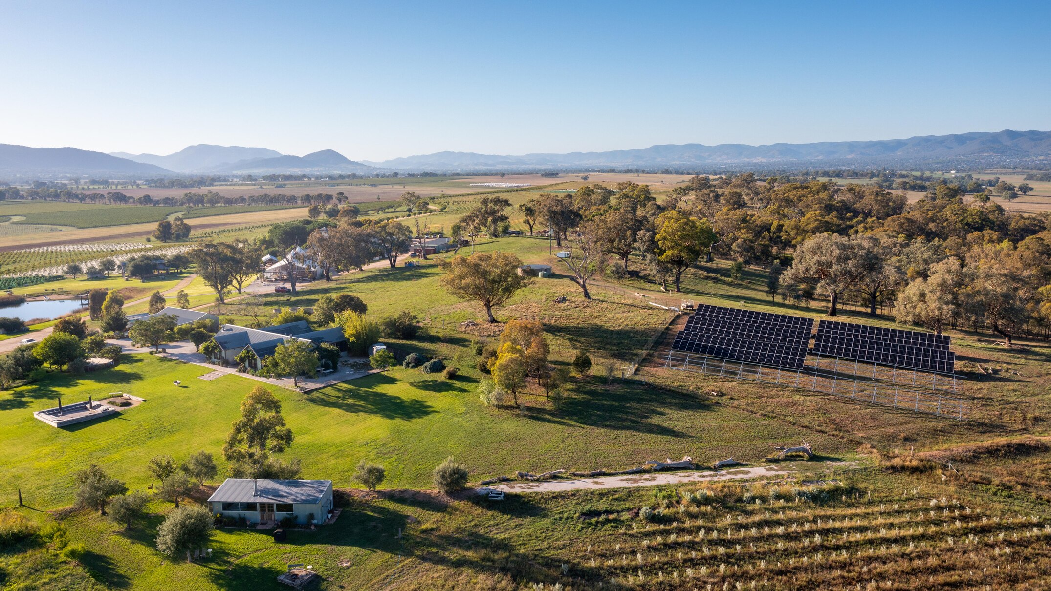 Mudgee's Lowe Wines becomes Australia's largest winery to go off grid