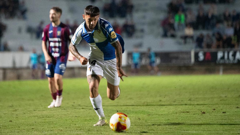 El Sabadell se venga del Poblense