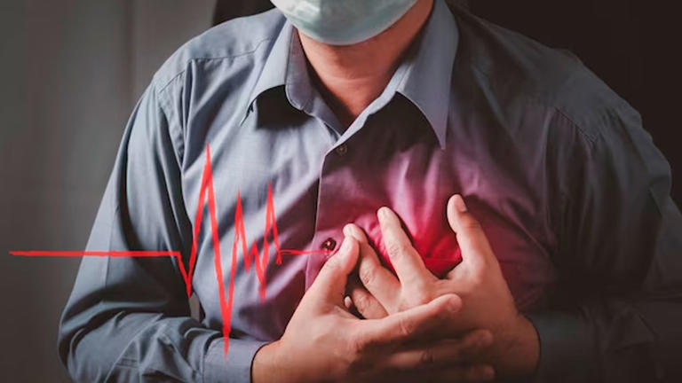 Heart attack symptoms in men: Warning signs you should never ignore