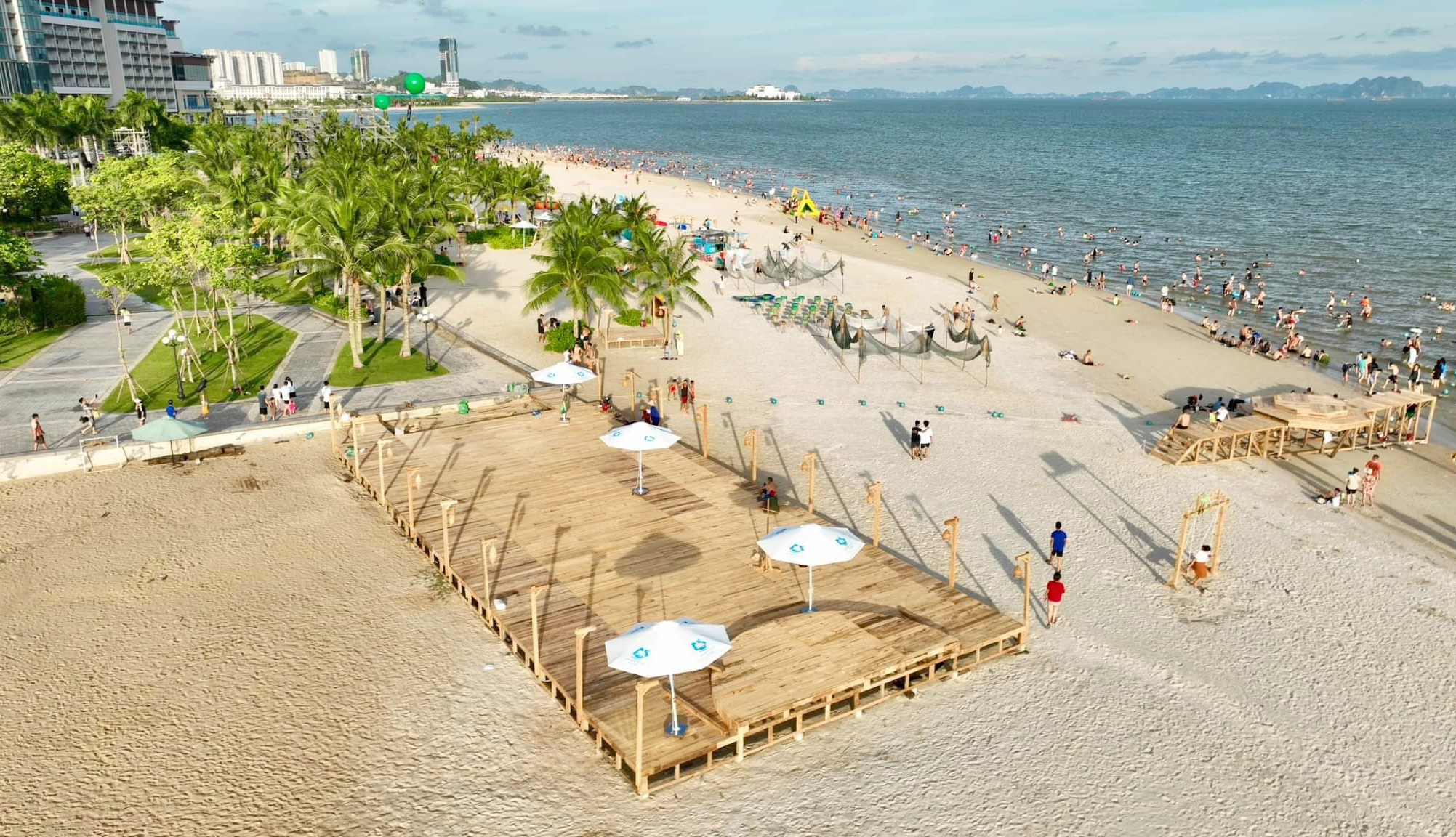 Hai ngày nghỉ dưỡng, ngắm hoàng hôn ở Hạ Long mùa thu