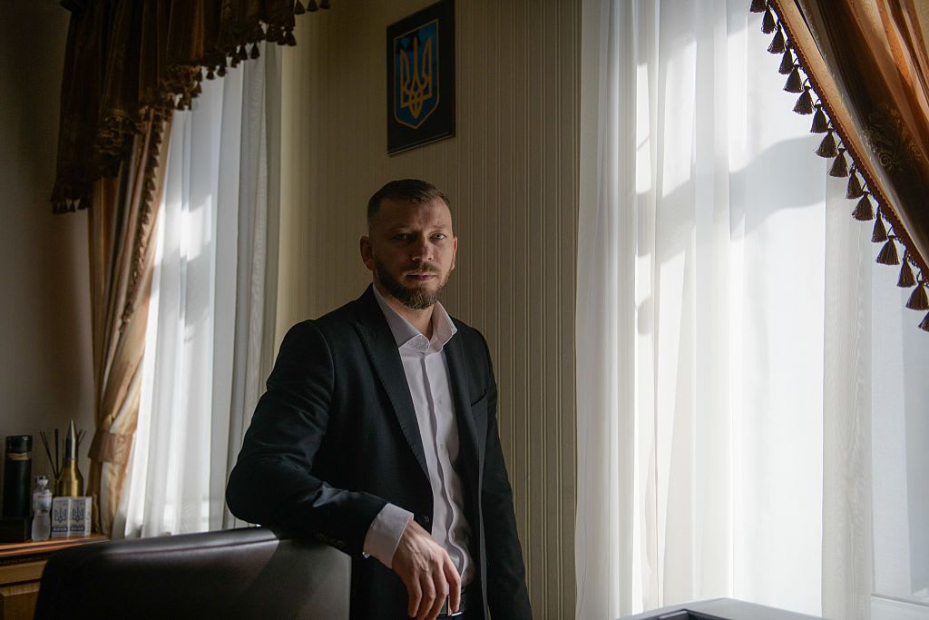 Justice Delayed: Ukraine's Anti-Corruption Chief Sounds Alarm