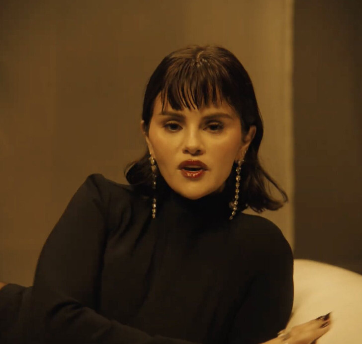 “What Happened to Her Face??” Selena Gomez’s New Look Confused Fans