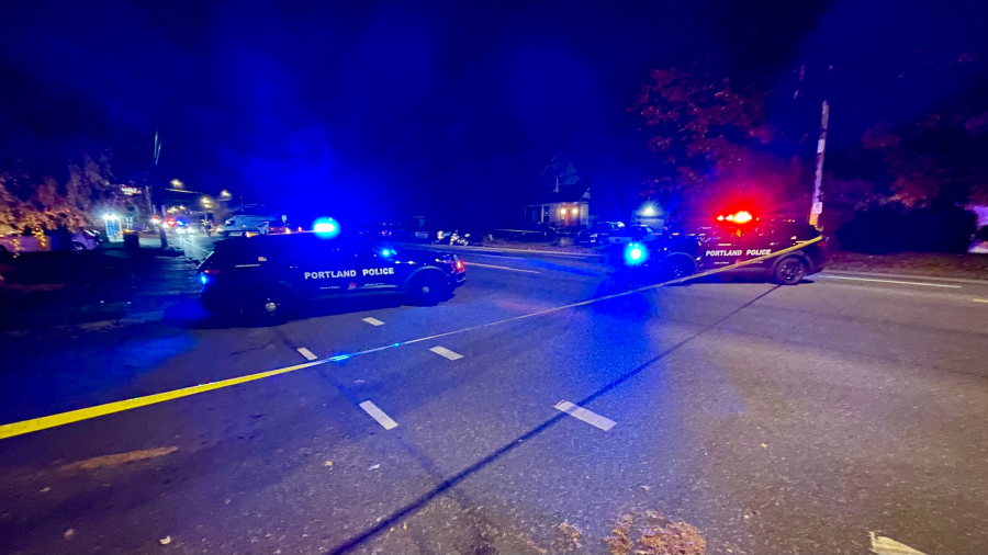 Bicyclist dead after crash involving car in Northeast Portland