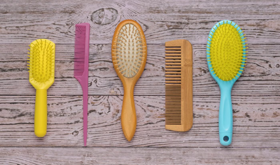 How to Choose a Comb: Using the wrong comb can cause baldness! Keep ...