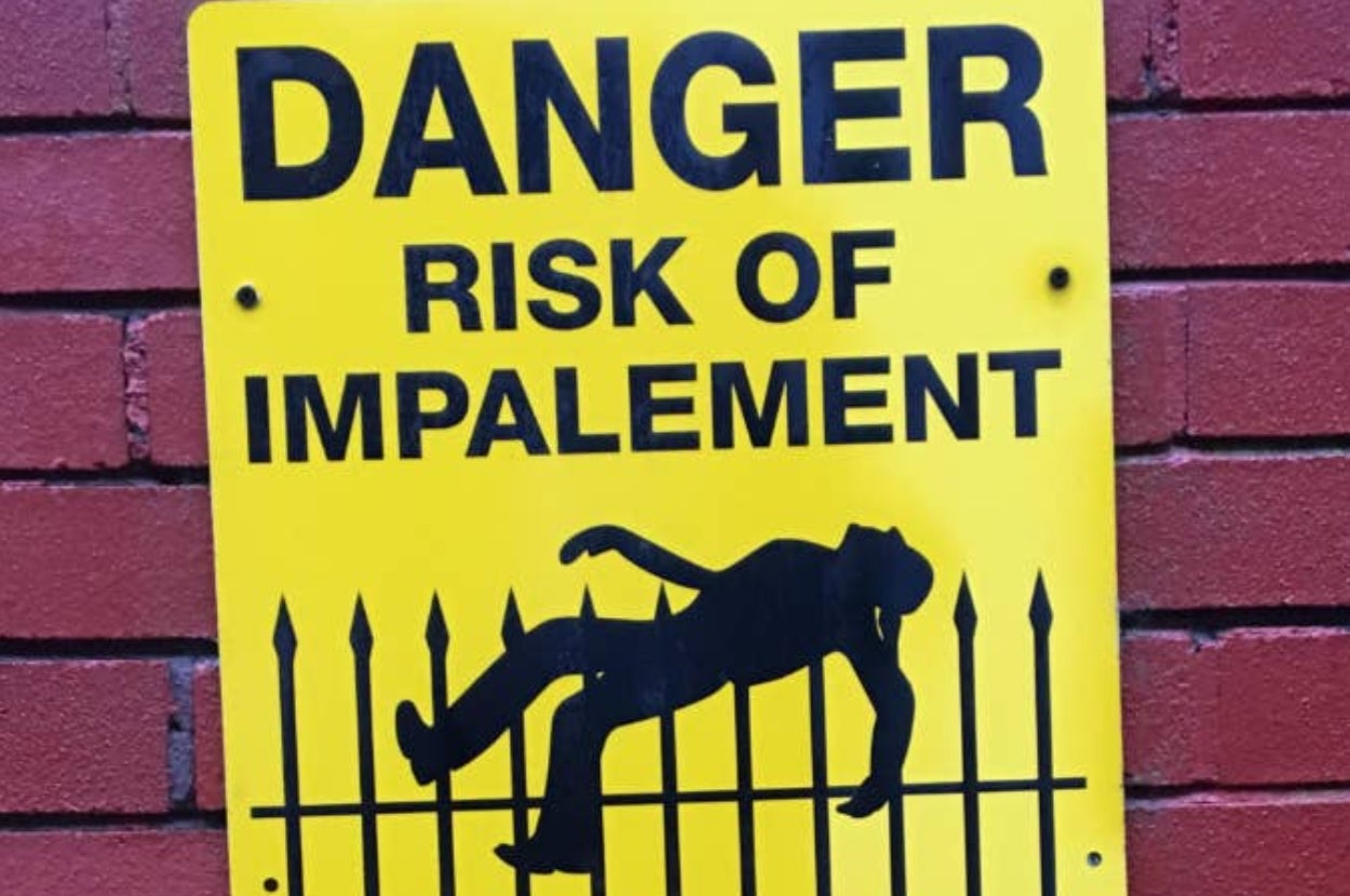 50 Deeply Disturbing Signs That You Just Know Were Only Put Up After