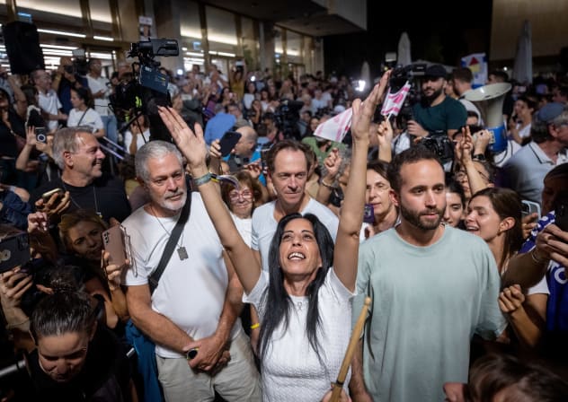 Tel Aviv University Honors Einav Zangauker for Hostage Crisis Leadership