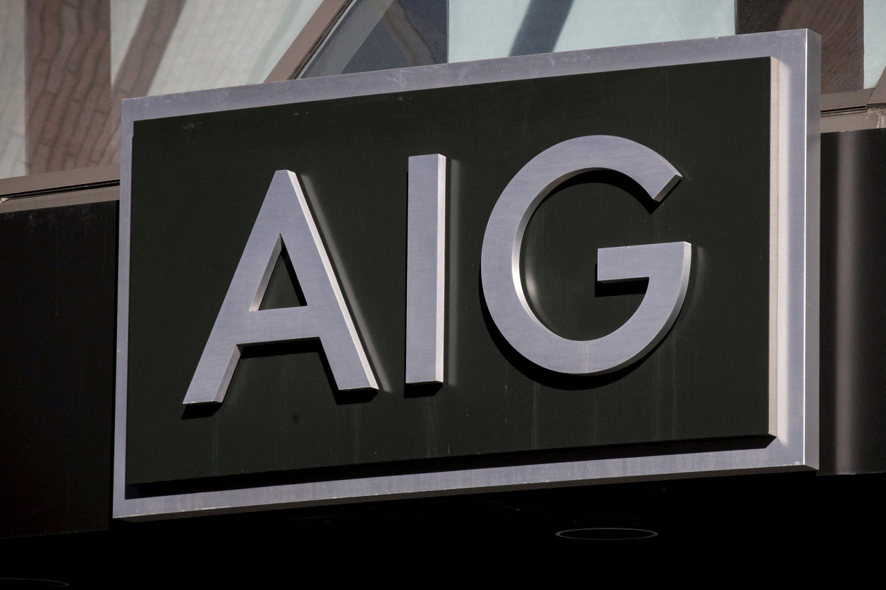 AIG's Zaffino stepping down as chairman, joining Palantir