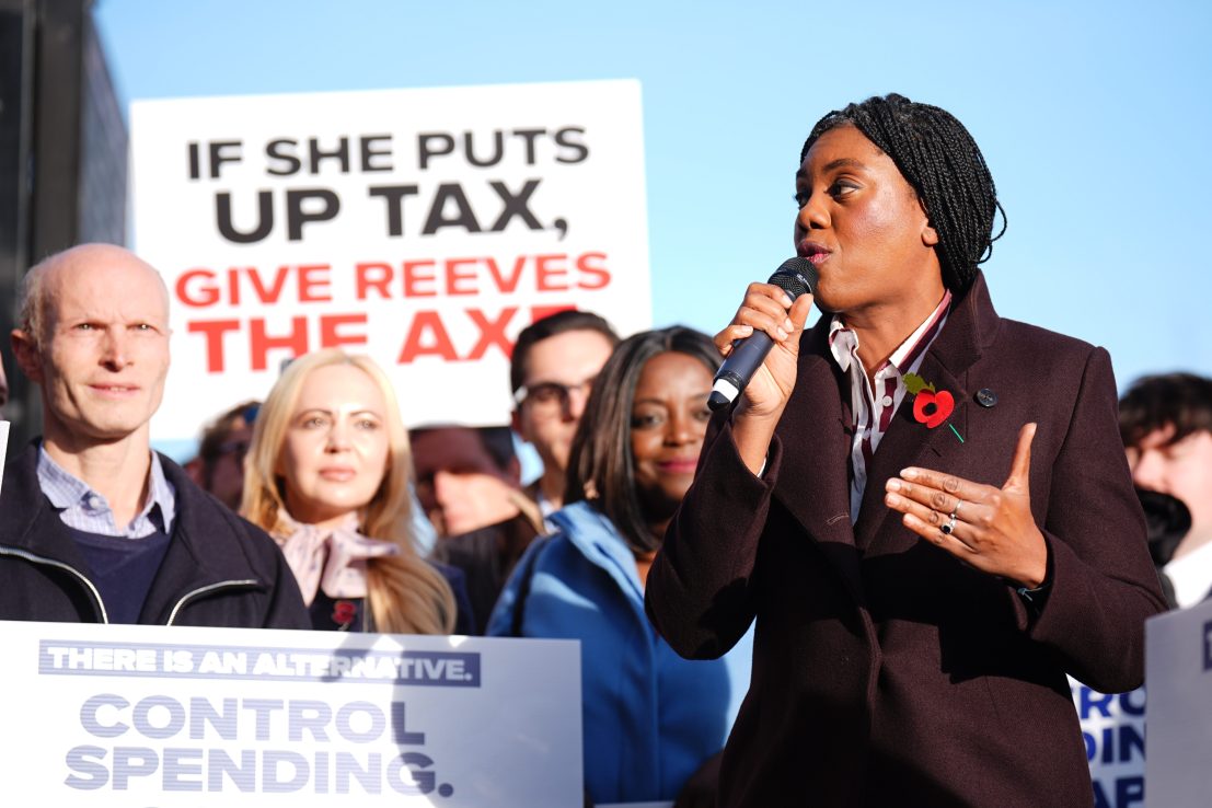 Tories call for Starmer to sack Rachel Reeves