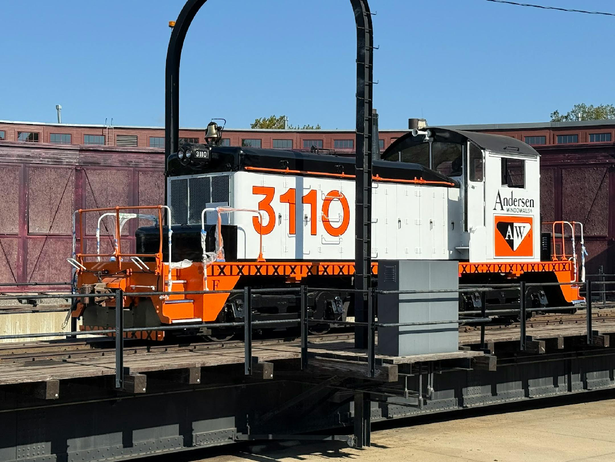 Andersen EMD SW1 operationally restored