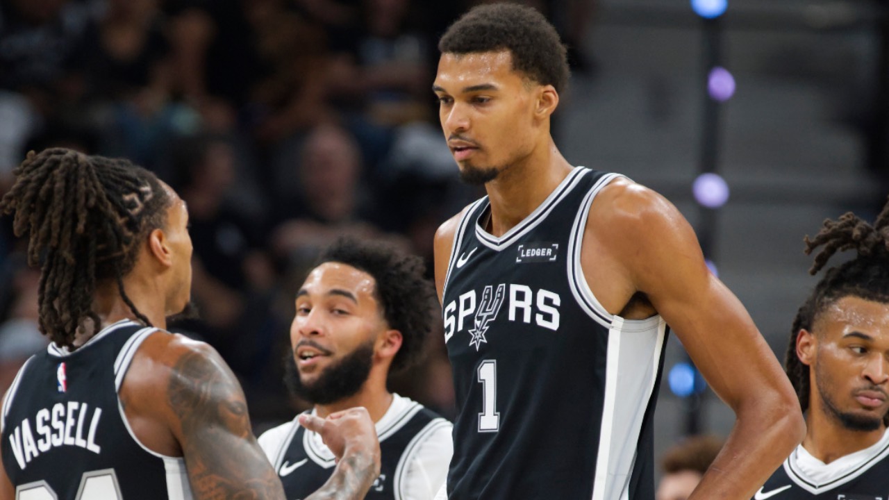 Youthful Spurs on verge of setting best start in franchise history