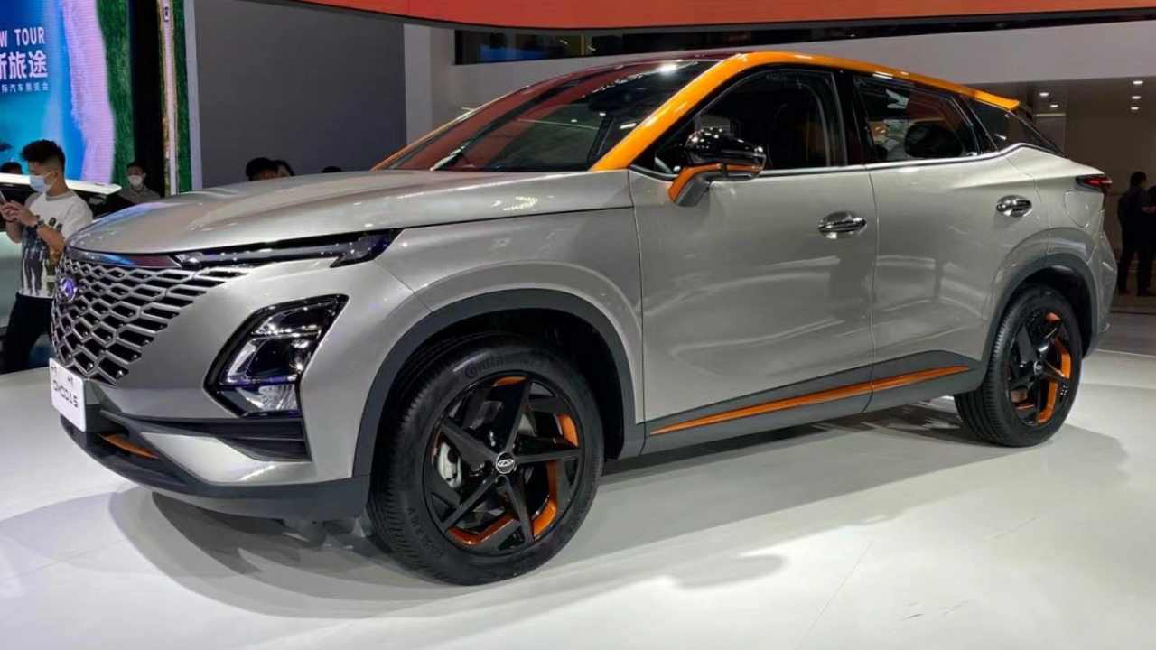 New solid-state battery promises 800-mile EV range