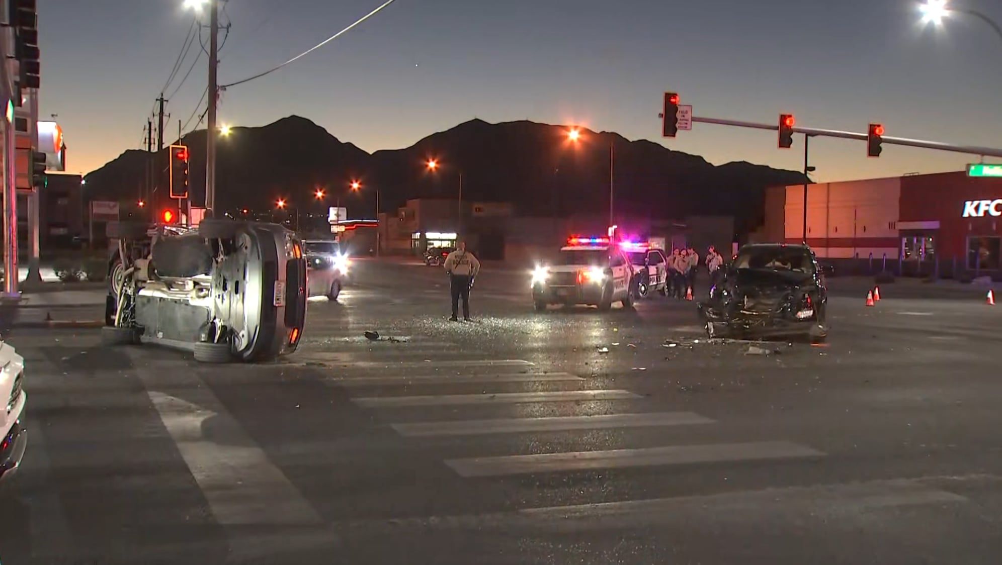 Crash shuts down intersection in east Las Vegas Valley