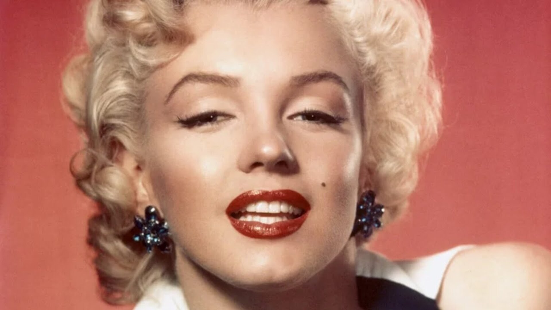 UNCOVERING THE TRUTH: THE LAST PHOTOS OF MARILYN MONROE BEFORE HER DEVASTATING SUICIDE