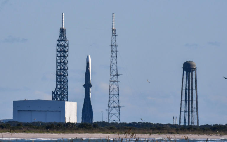 Blue Origin set for New Glenn launch Sunday from Cape Canaveral
