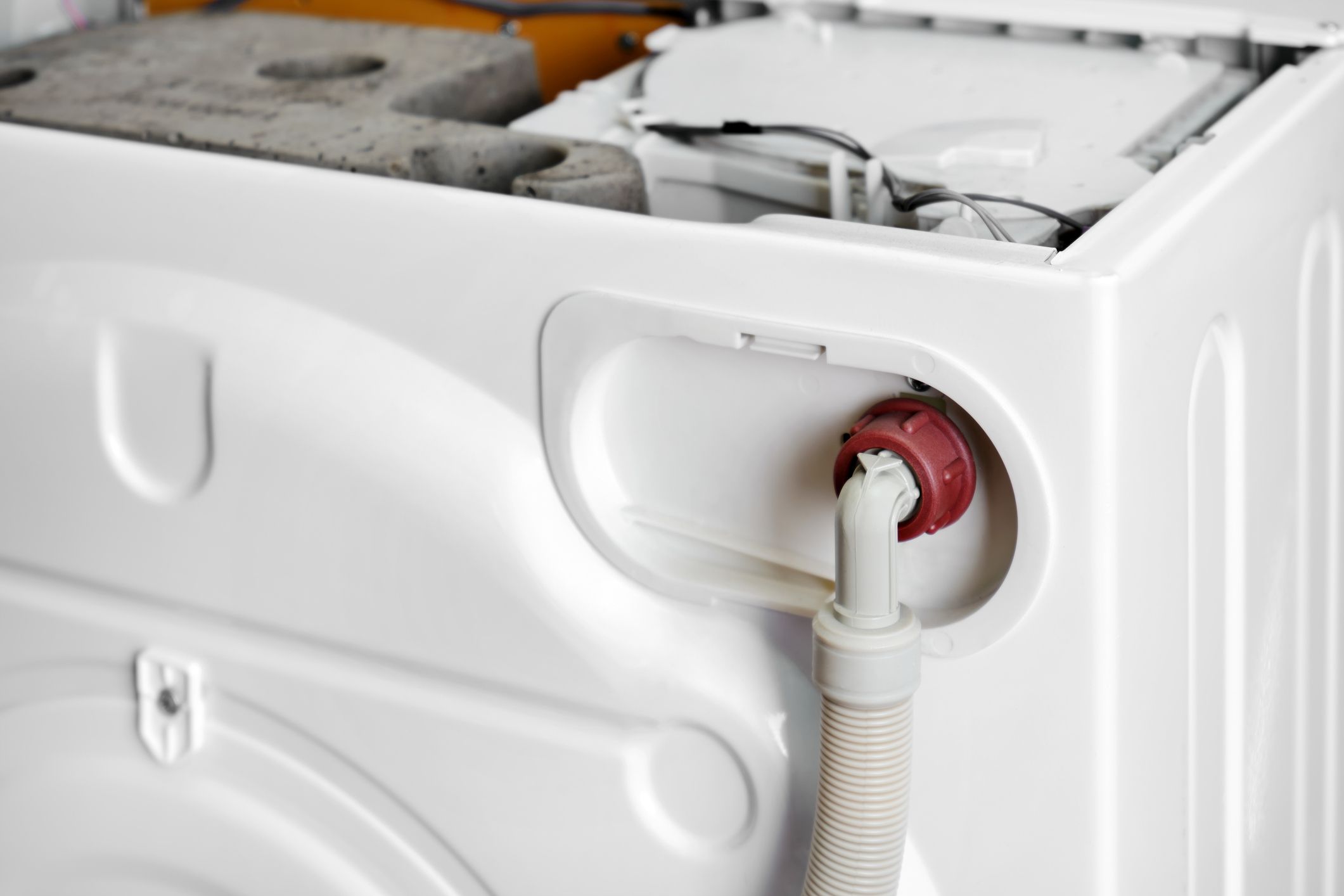 How to Drain a Washing Machine to Prevent Mildew and Clogs