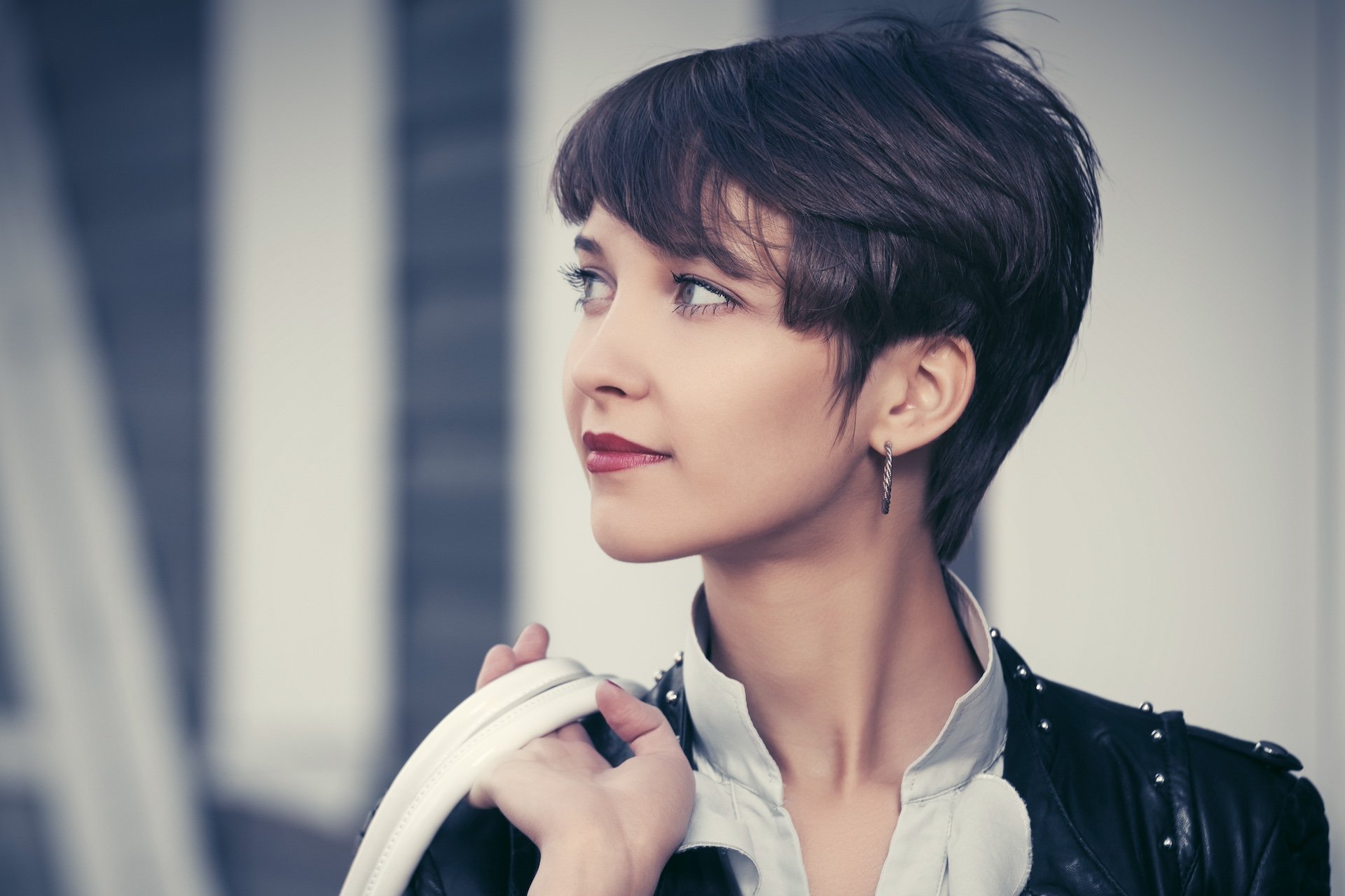 Tendances coiffure 2026 : cette coupe courte facile à vivre est parfaite pour changer de look selon un coiffeur