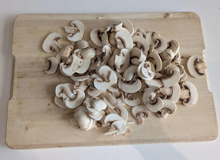 Passo 1 - Macarrão cremoso com cogumelos: fácil de fazer, difícil de esquecer