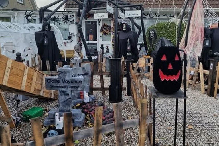 Cornwall's Halloween-mad house is back with 'record-breaking' huge spider