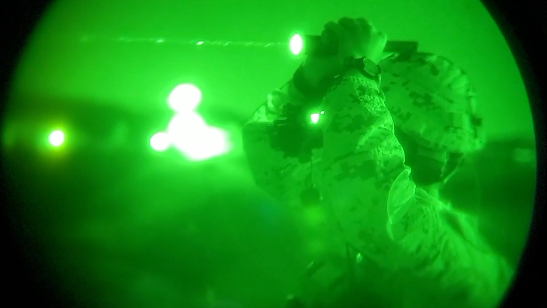 Joint US exercise in Iraq utilizes green phosphor night vision technology