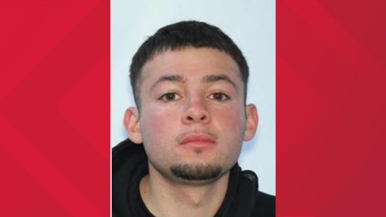 Denver police searching for suspect in deadly stabbing