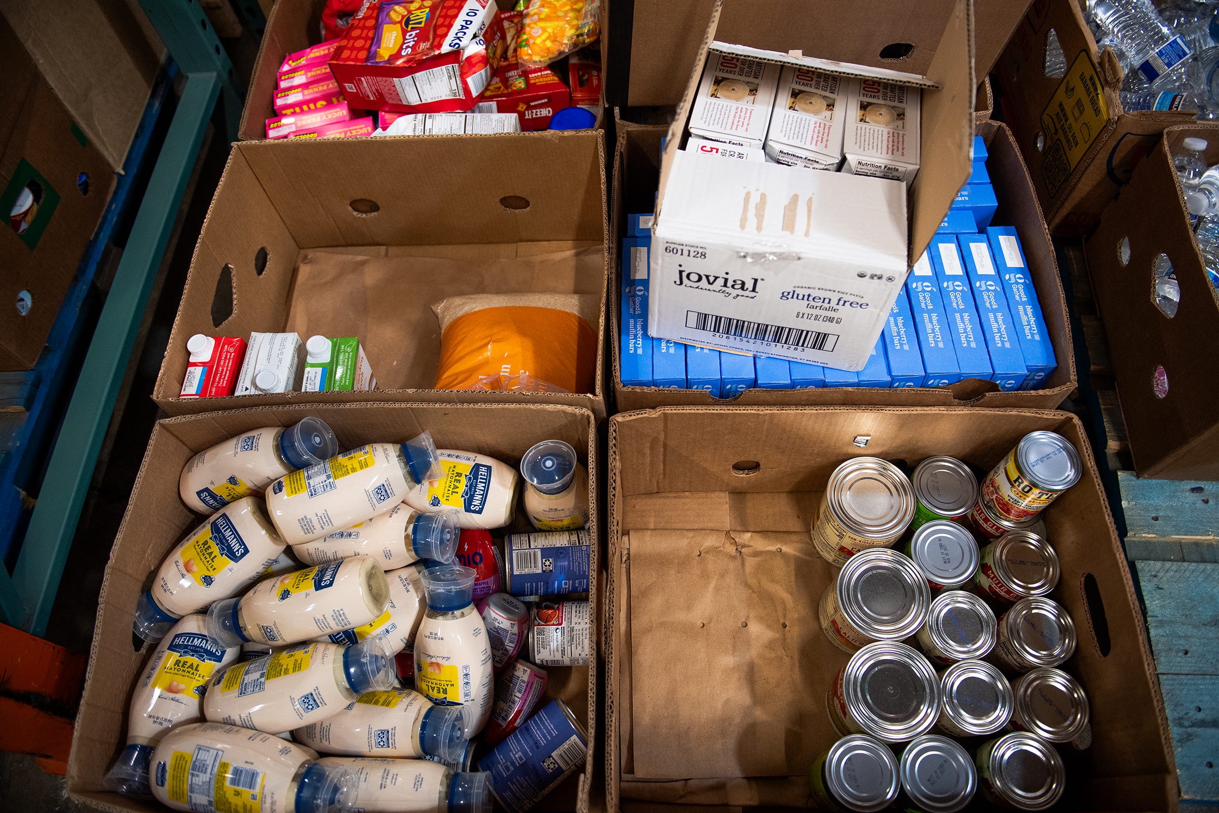 Colorado ups funding for food banks, WIC while SNAP funds are paused