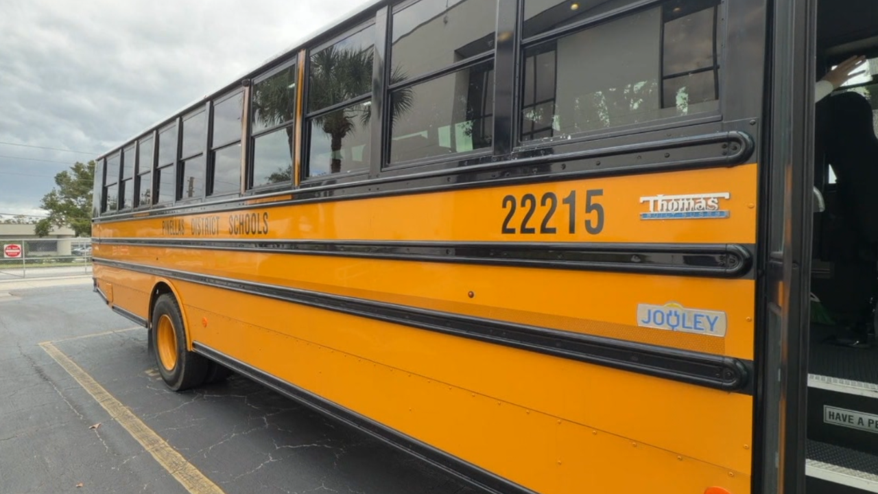 pinellas-county-bus-driver-warns-about-dangers-of-illegally-passing