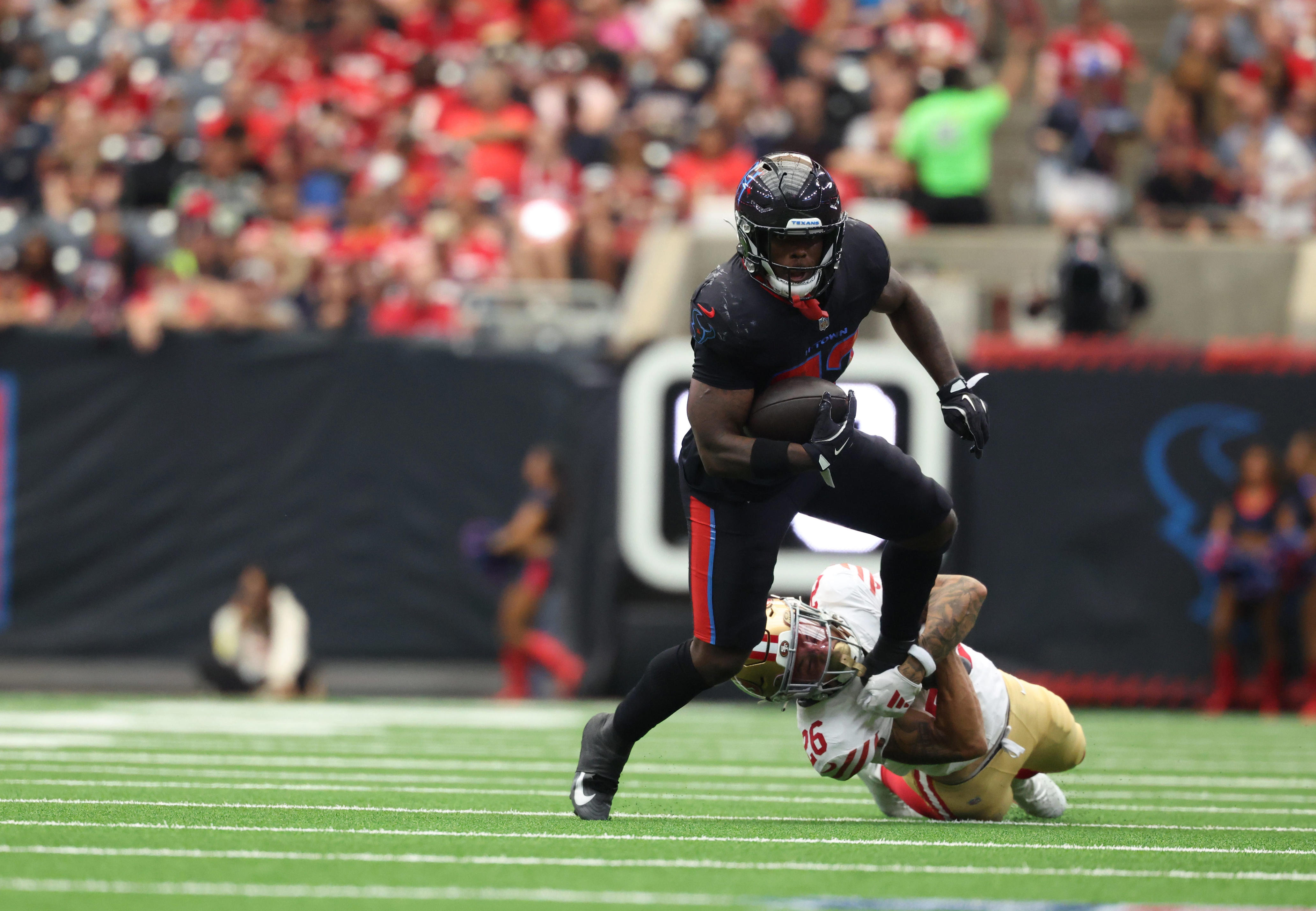Texans RB coach breaks down Woody Marks' role in offense for 2026
