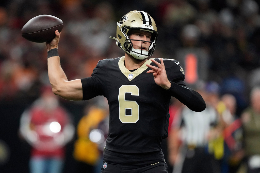Saints QB Tyler Shough must face the surging Rams' vaunted pass rush in ...