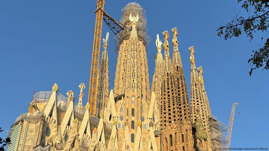 Sagrada Familia Becomes World s Tallest Church
