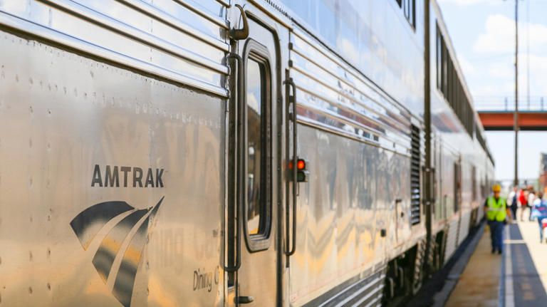 This Lesser-Known Amtrak Route Showcases Beautiful, Southern Fall Foliage