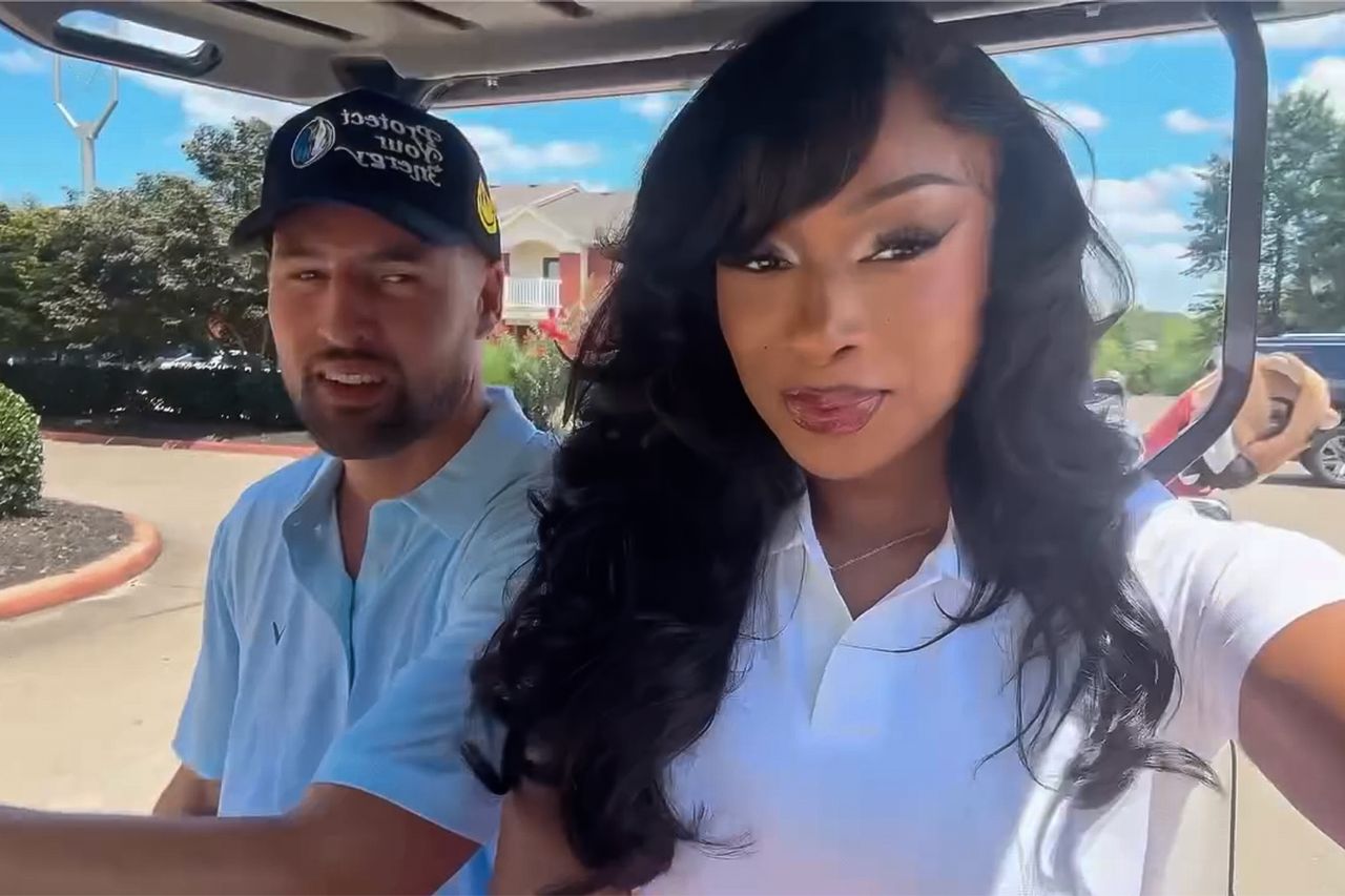 Megan Thee Stallion shares steamy new photo with boyfriend Klay ...