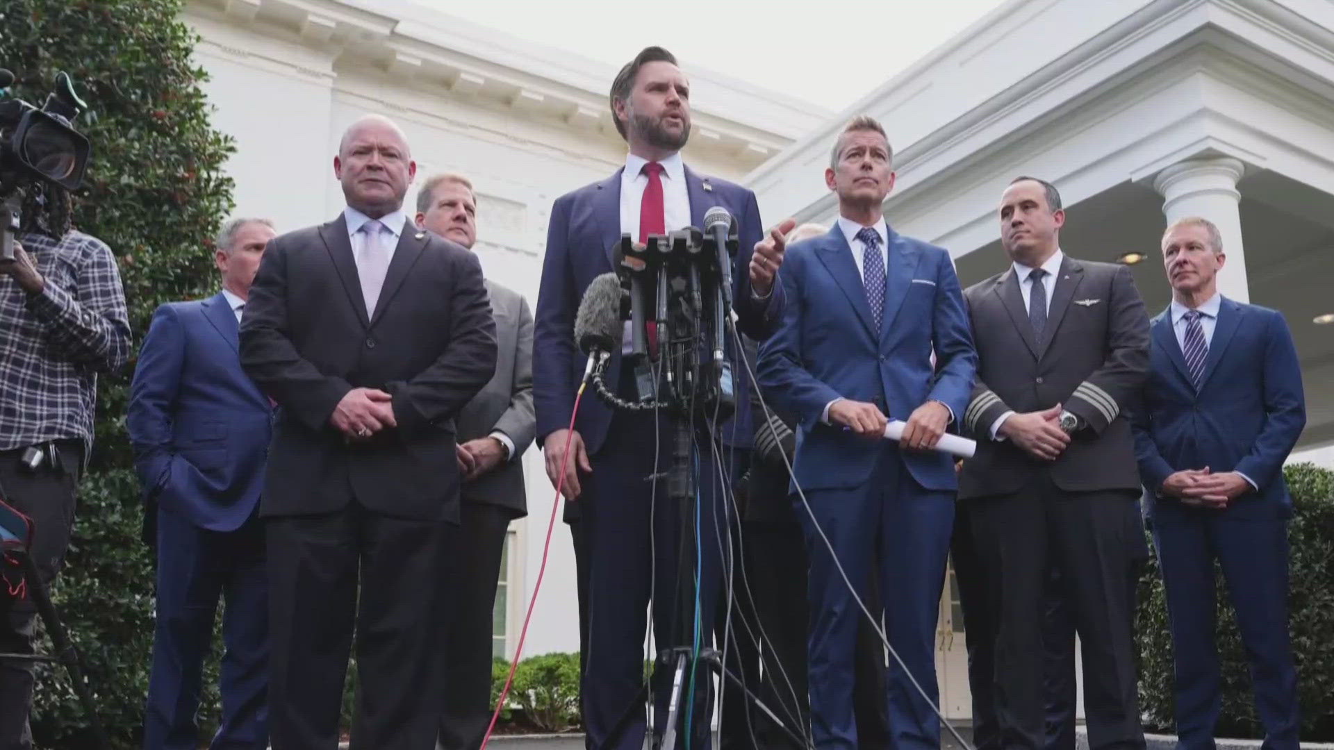 Government shutdown hits day 31 with no deal in sight