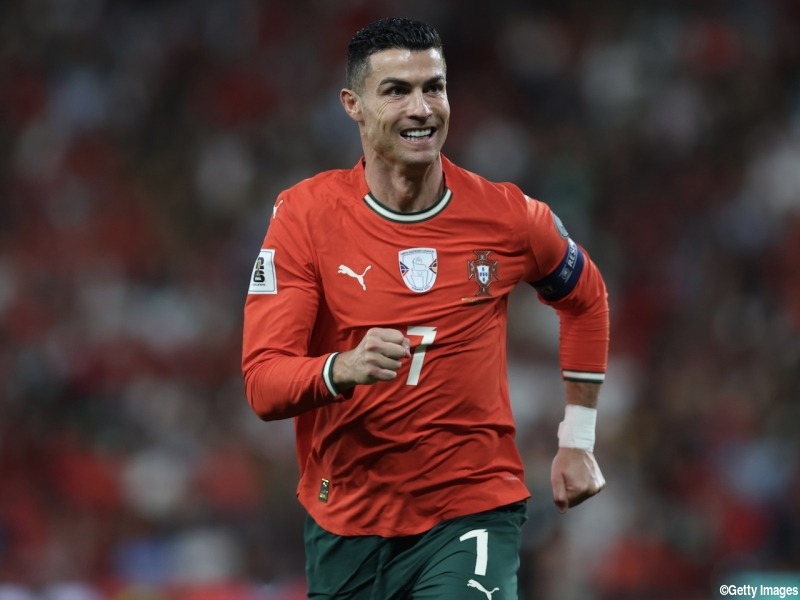 C・ロナウドの15歳長男がU-16ポルトガル代表デビュー! トルコ戦の終了