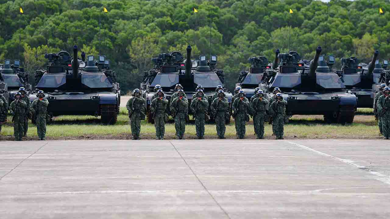 Taiwan inaugurates first battalion equipped with Abrams M1A2T tanks