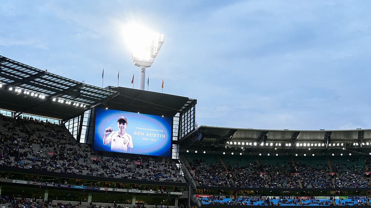 AUS vs IND, 2nd T20I: Australia and Team India Players Honour Ben ...