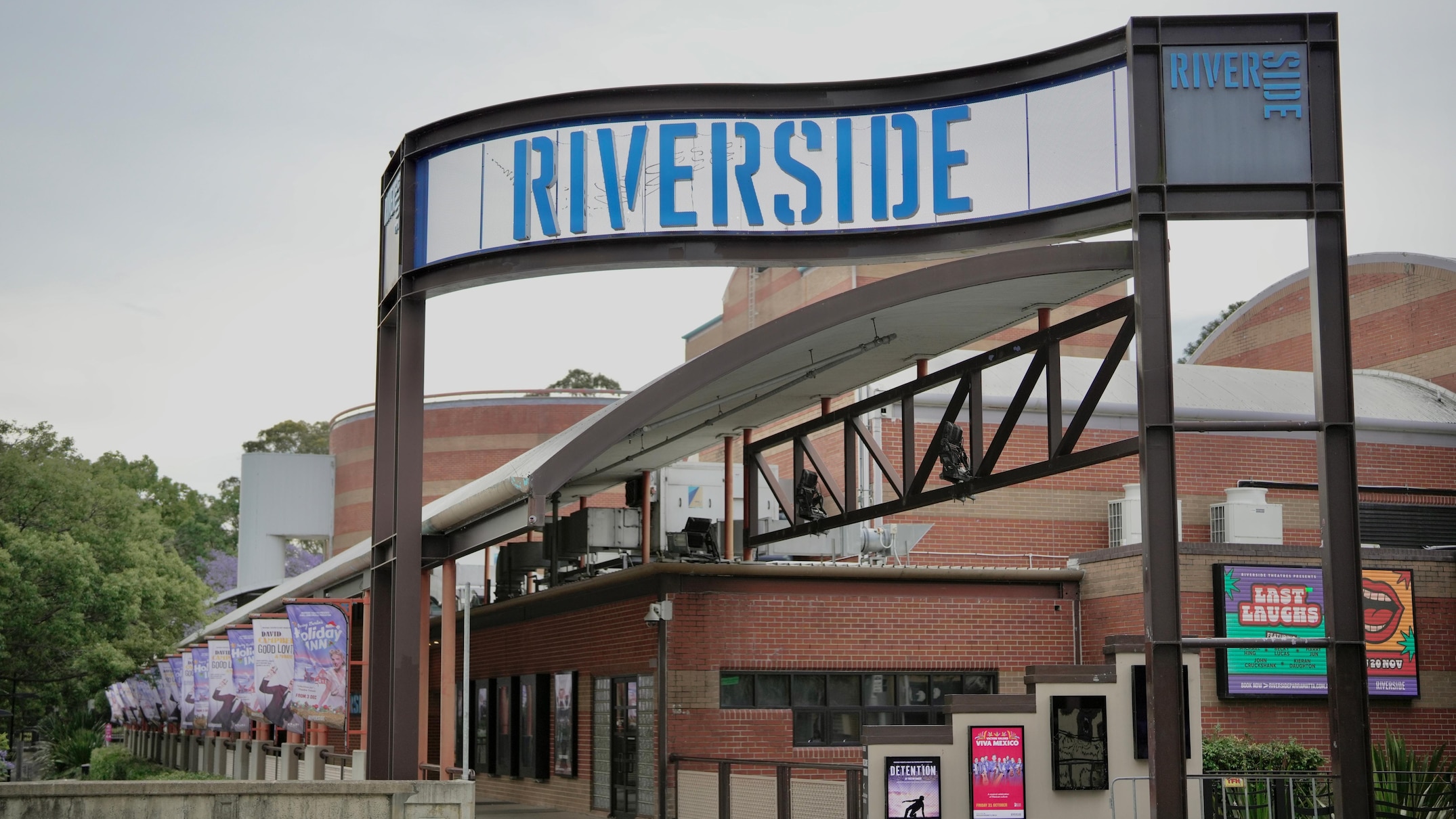 Report details 'extreme risk' tied to Parramatta's Riverside Theatres ...