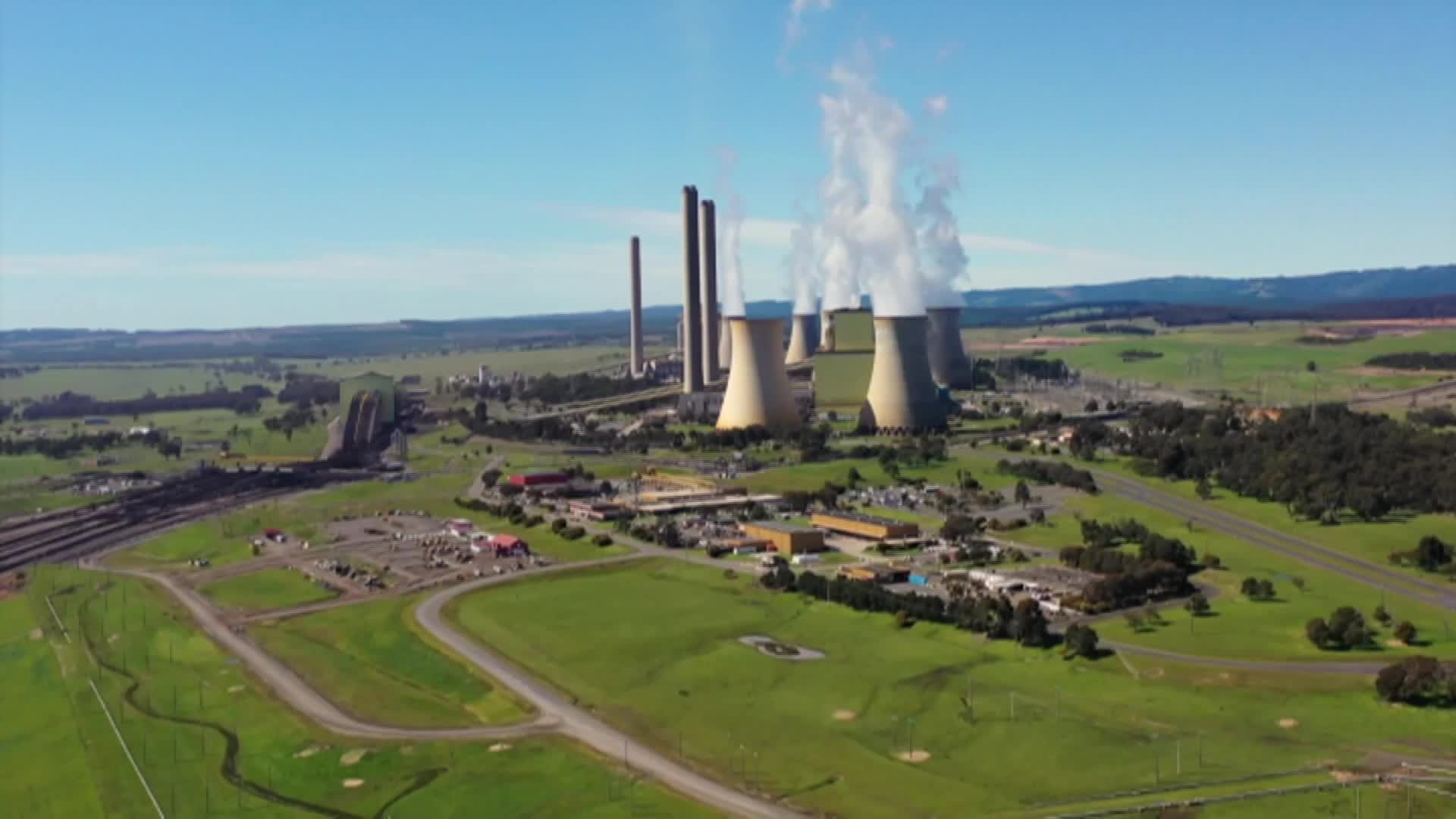 Hundreds of jobs to go by Christmas as AGL speeds up energy transition