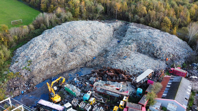 21 pics of 25,000 tonne mountain of illegally dumped rubbish causing ...