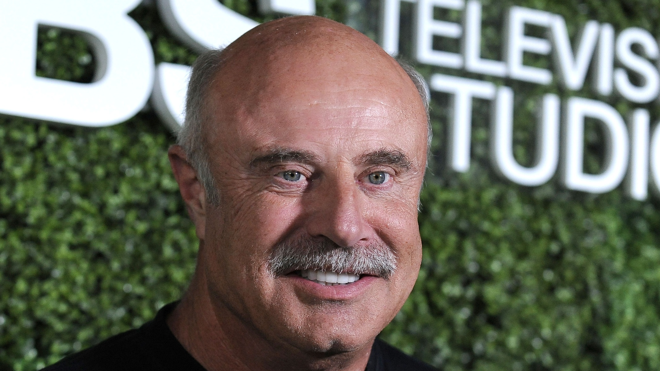 Dr. Phil nog steeds mega-rijk na faillissement van eigen mediabedrijf