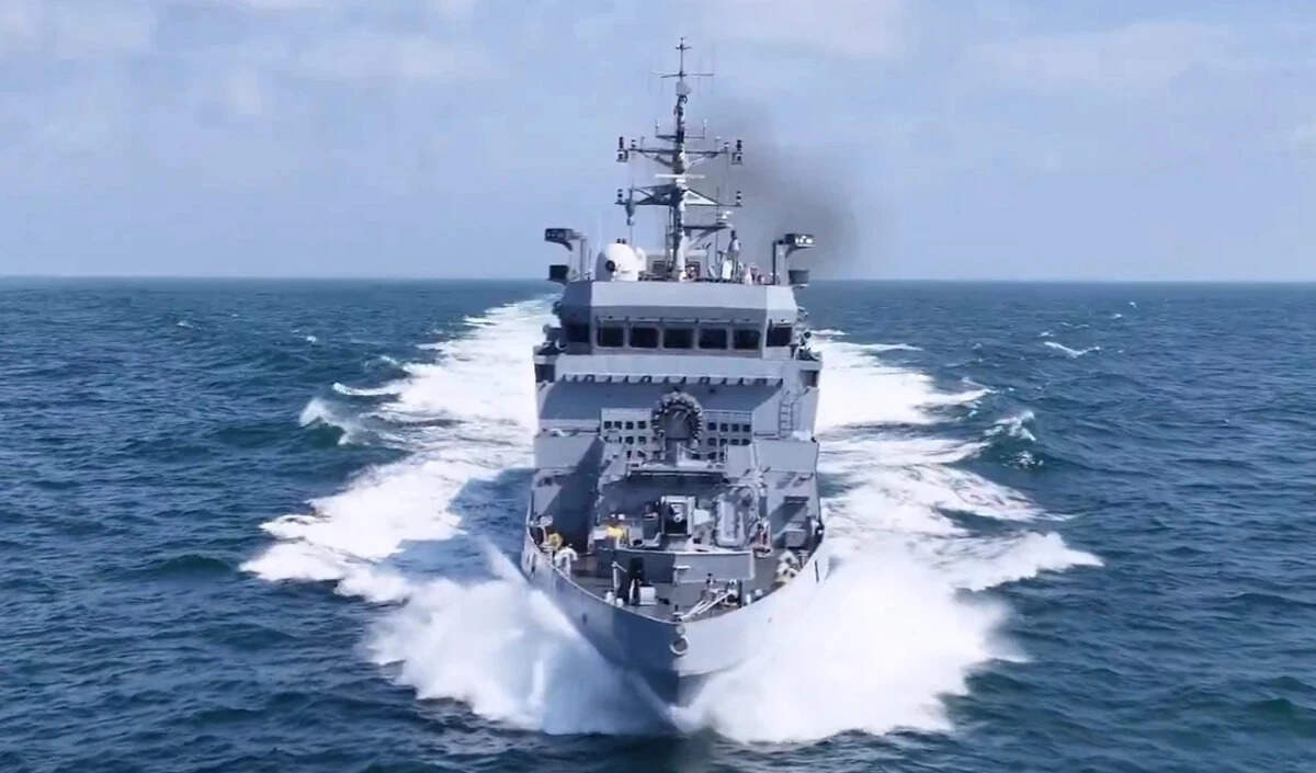 Indian Navy Monitors All Ships in Indian Ocean Amid Rising Chinese Activity