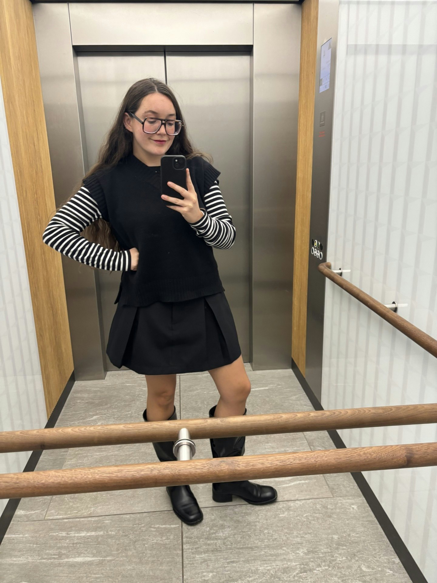 Claudia Winkleman Has Declared It A Cashmere And Kilt Autumn – Here’s ...