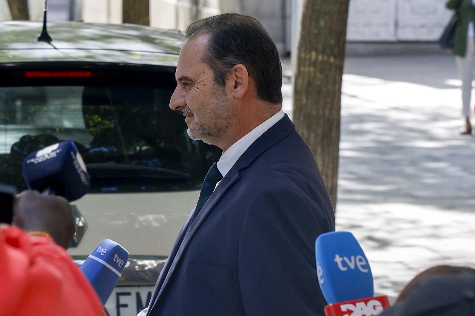 El Supremo pide a la Audiencia Nacional investigar los pagos en ...