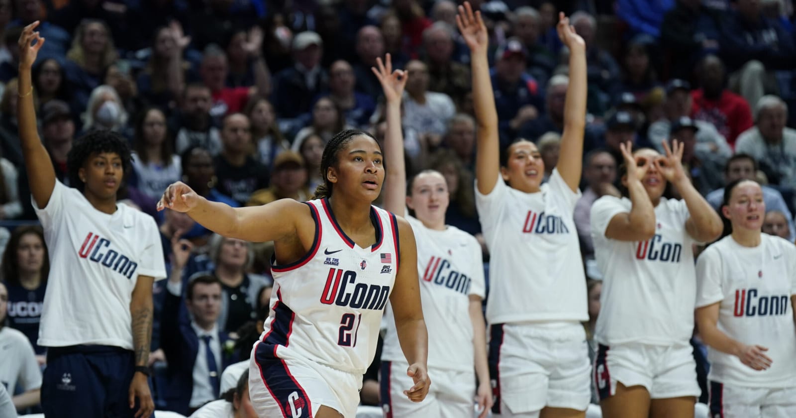 Predicting UConn Women’s Hoops’ lineup for the 2025-26 season