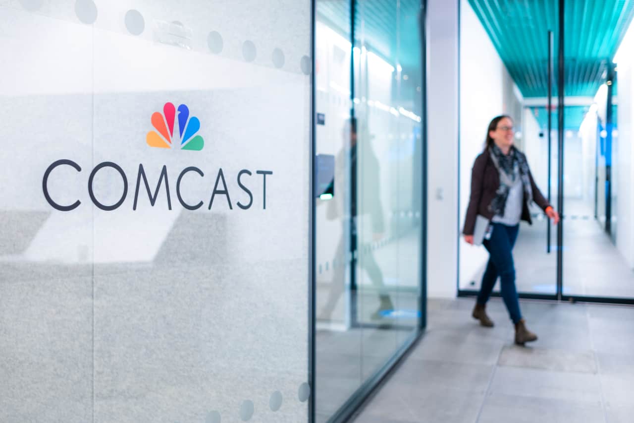 Comcast Eyes $2.1 Billion Deal. It’s All About Fierce Competition From Netflix.