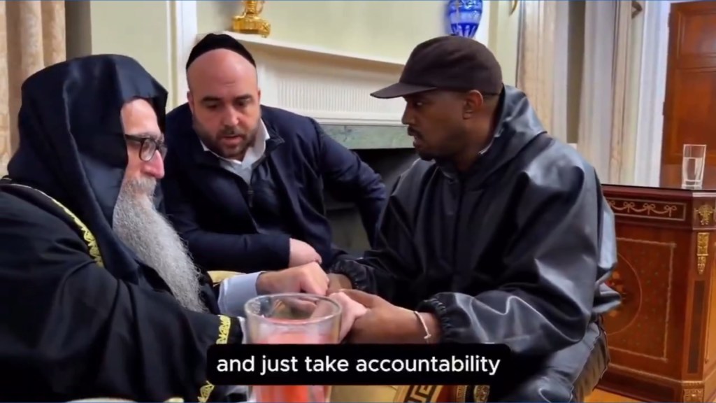 Kanye West makes groveling apology to NYC rabbi, blames bipolar ...