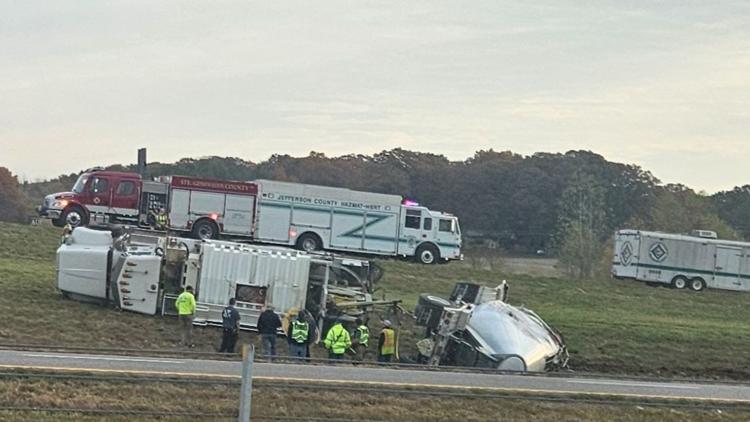 NB I-55 reopens after crash, hazardous material spill in Ste. Genevieve ...