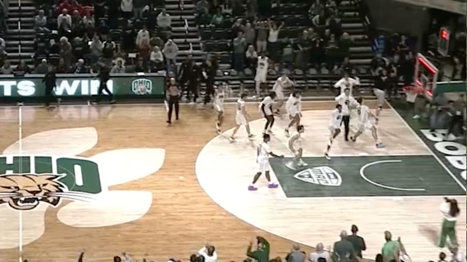 College Basketball Suffers Embarrassing Fall Trying to Dunk After the ...