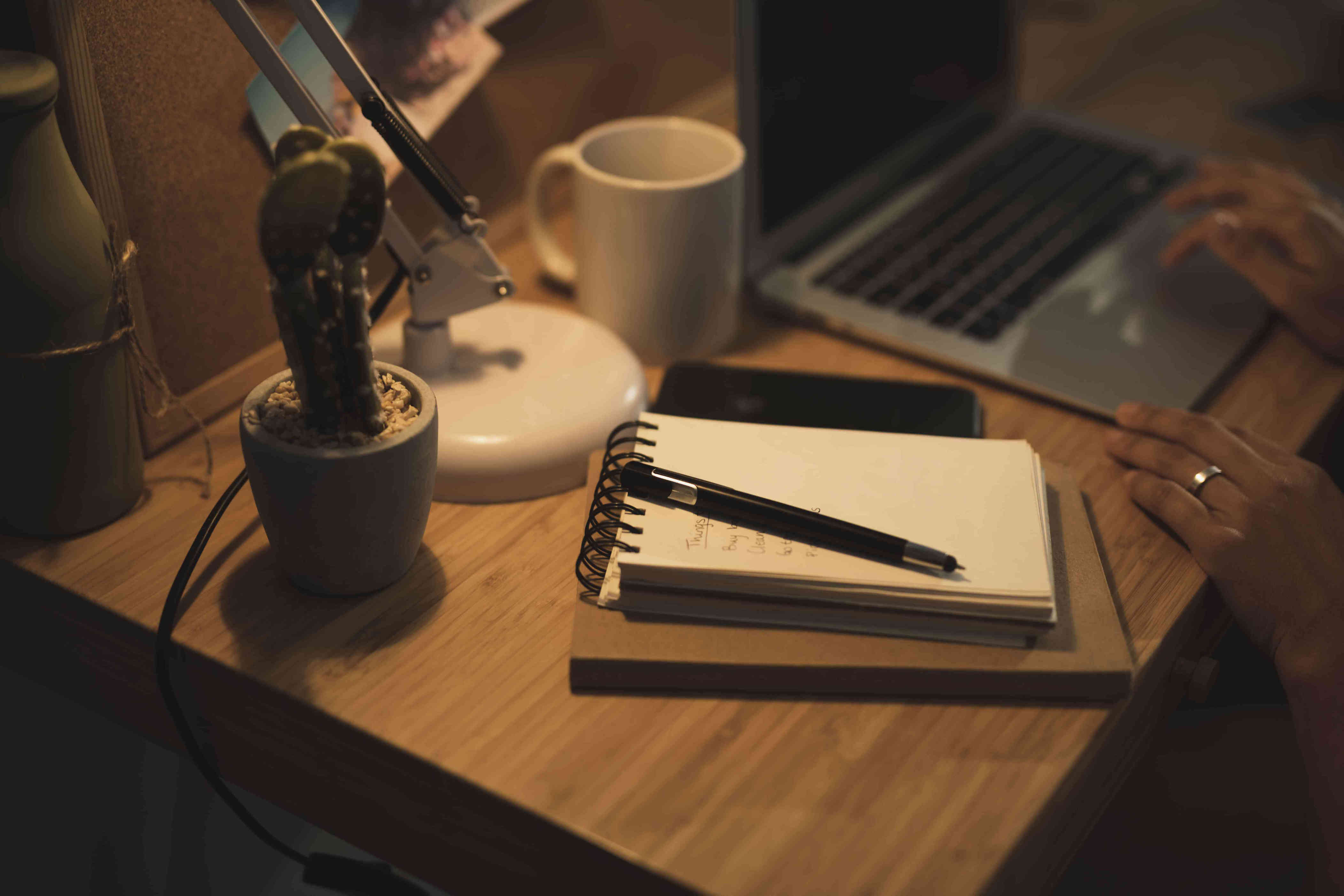 Ngonten di Sela Kerja: Bolehkah?